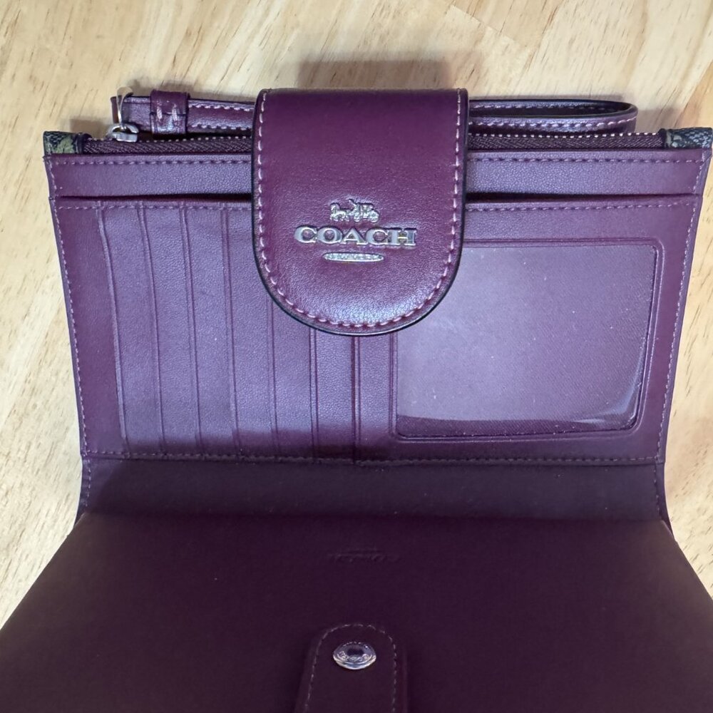 COACH Country Floral Phone Wallet - Picture 4 of 4